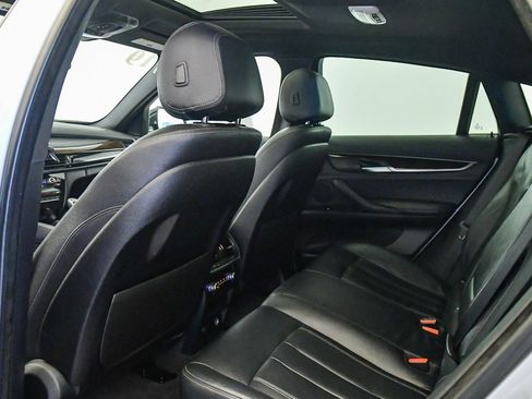 Used 2019 BMW X6 sDrive35i image 19