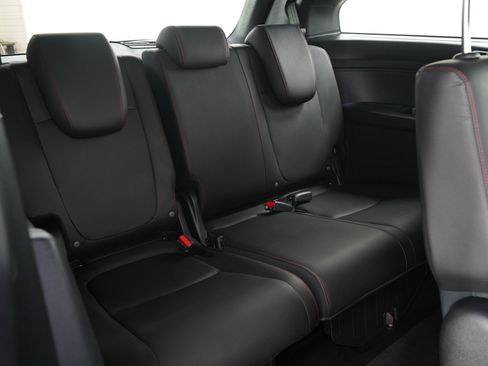 Used 2024 Honda Odyssey Sport image 15