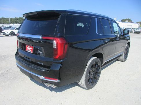 New 2026 GMC Yukon Denali w/ Denali Reserve Package AWD/4WD image 4