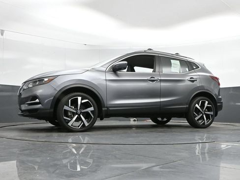 Used 2022 Nissan Rogue Sport SL AWD/4WD image 44