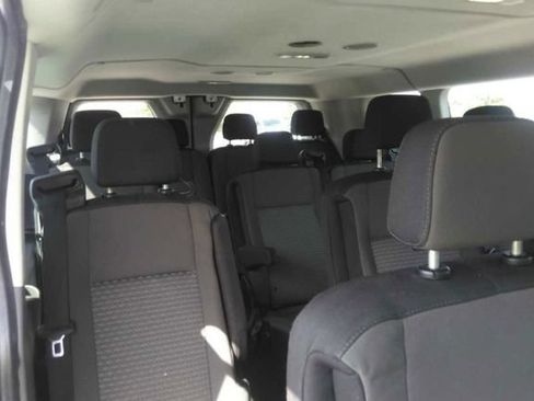 Used 2024 Ford Transit 350 XLT RWD image 10