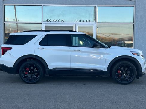 Used 2023 Ford Explorer ST w/ Equipment Group 401A image 2