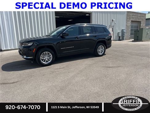 New 2025 Jeep Grand Cherokee L Laredo w/ Luxury Tech Group I image 1