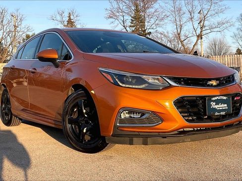 Used 2017 Chevrolet Cruze Premier w/ RS Package image 34