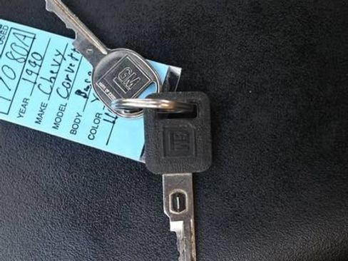 Used 1990 Chevrolet Corvette Convertible RWD image 14