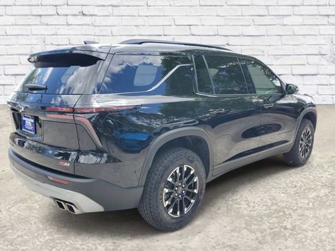 Certified 2025 Chevrolet Traverse Z71 w/ Driver Confidence Package AWD/4WD image 4