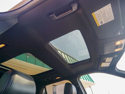 Used 2017 Ford Explorer Limited w/ Equipment Group 301A AWD/4WD image 36