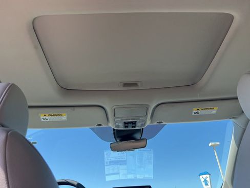 New 2026 Honda Odyssey EX-L image 21