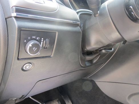 Used 2025 Dodge Durango GT AWD/4WD image 19