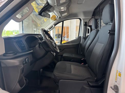 Used 2024 Ford Transit 250 Low Roof w/ Exterior Upgrade Package RWD image 20