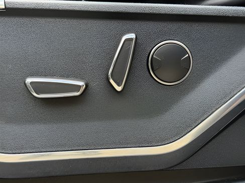 Certified 2021 Ford F150 Lariat AWD/4WD image 19