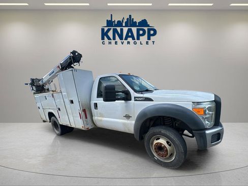 Used 2014 Ford F550 2WD Regular Cab Super Duty image 19