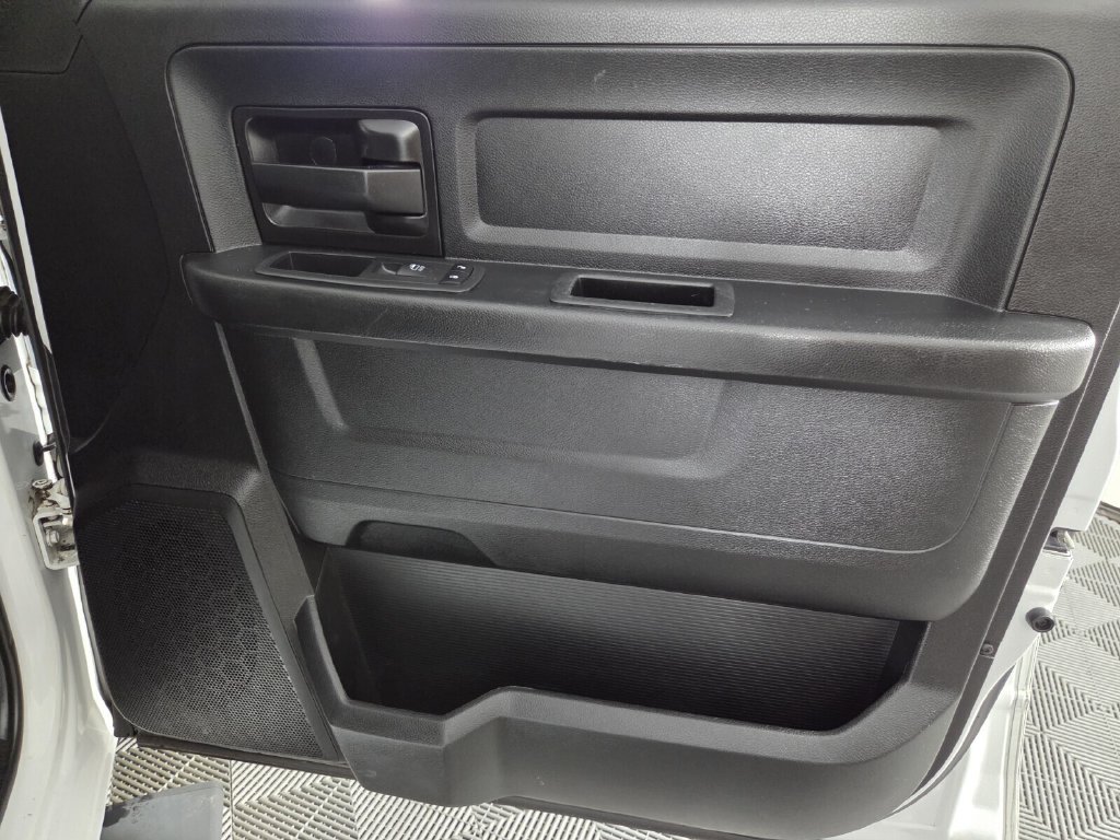 Used 2019 RAM 1500 Tradesman w/ Chrome Plus Package RWD image 33