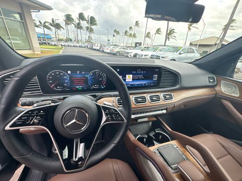 Used 2025 Mercedes-Benz GLE 450e 4MATIC w/ AMG Line Exterior image 30