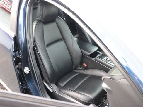 Used 2024 MAZDA MAZDA3 s image 14