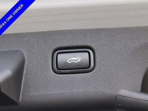 Used 2025 Kia Sportage SX image 11