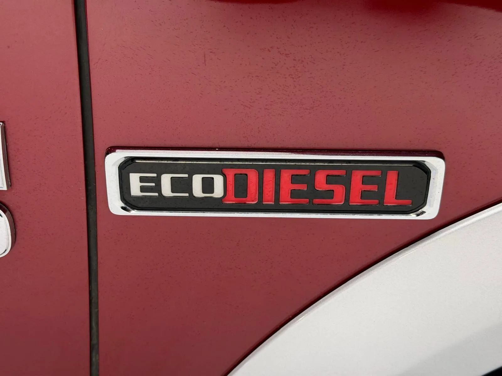 Used 2014 RAM 1500 Laramie RWD image 9