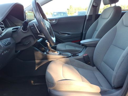 Used 2022 Hyundai Ioniq SEL FWD image 20