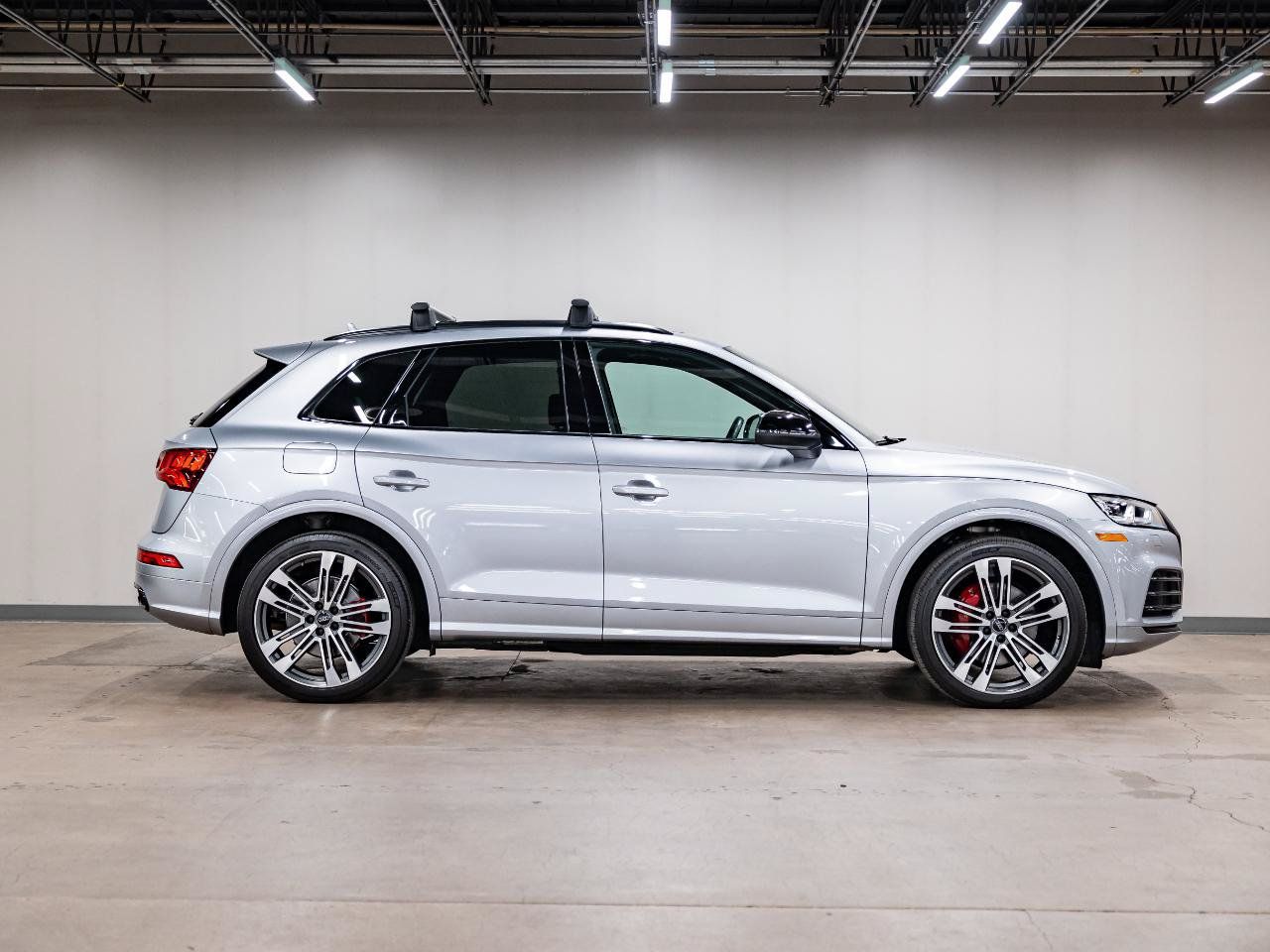 Used 2019 Audi SQ5 Premium Plus w/ Premium Plus Package AWD/4WD image 39