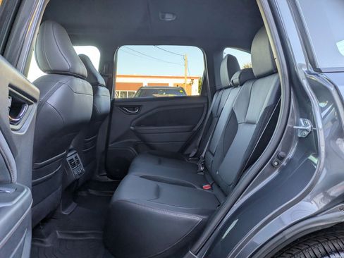 Used 2025 Subaru Forester Touring image 9