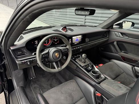 Certified 2022 Porsche 911 GT3 image 4