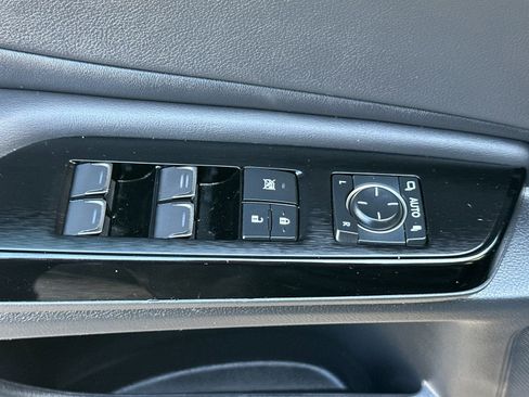 Used 2023 Lexus ES 350 w/ Premium Package FWD image 12
