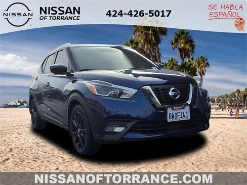 Certified 2020 Nissan Kicks SR image 1