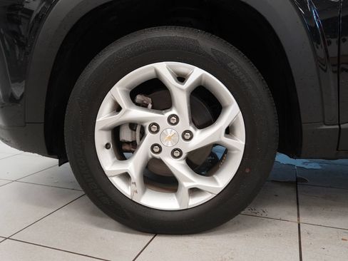 Used 2024 Chevrolet Trax LS w/ LS Convenience Package FWD image 15