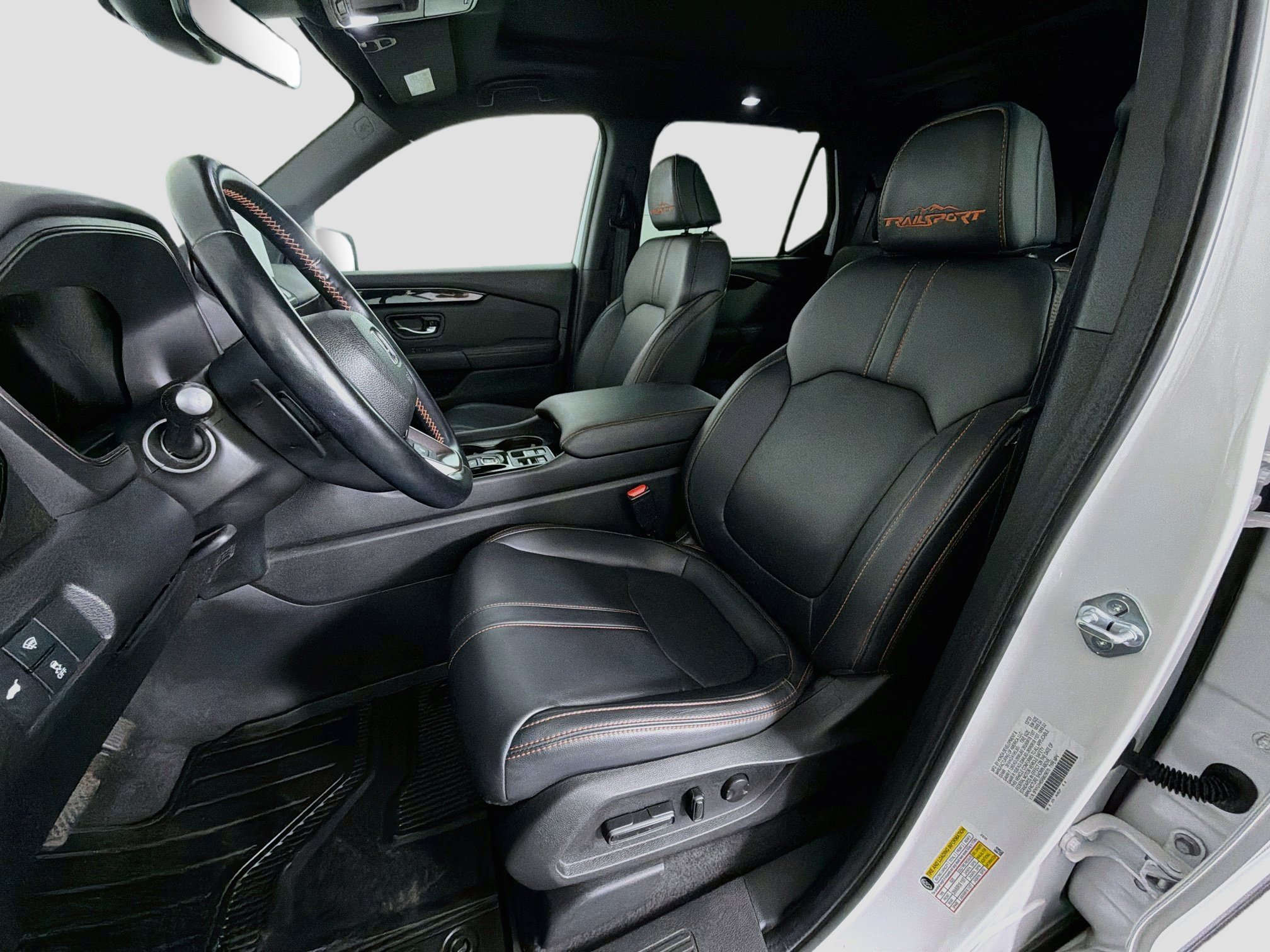 Used 2024 Honda Pilot TrailSport image 13