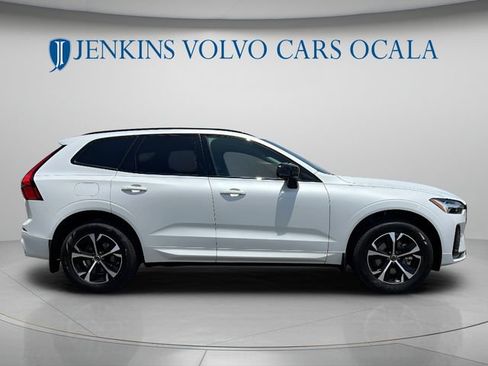 New 2026 Volvo XC60 B5 Core AWD/4WD image 2