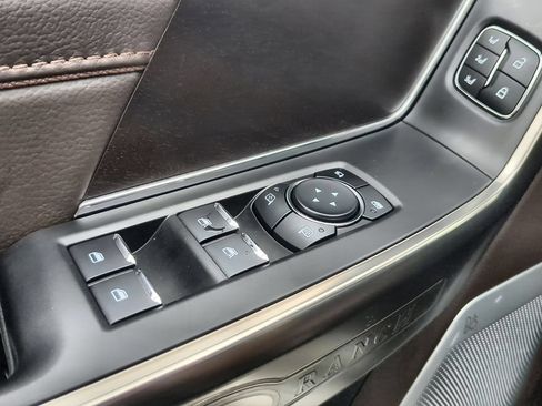 Used 2025 Ford F150 King Ranch AWD/4WD image 24