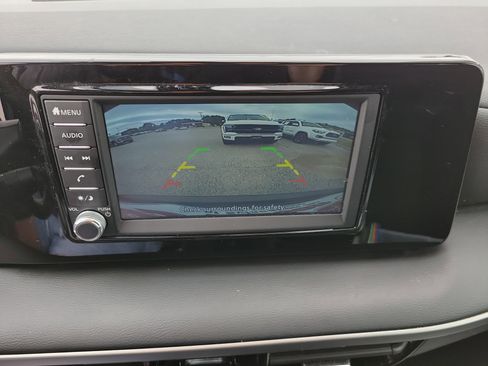 Used 2025 Nissan Kicks S image 16