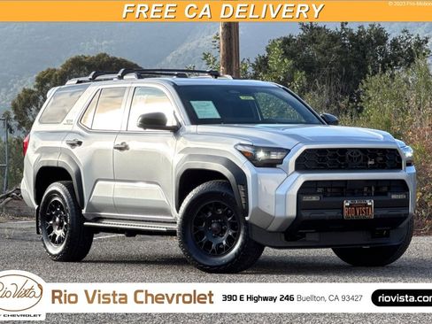 Used 2025 Toyota 4Runner TRD Off-Road Premium image 1
