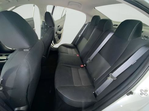 Used 2024 Nissan Sentra SV FWD image 13