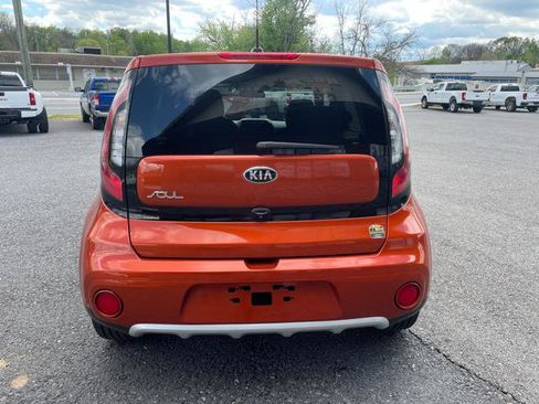 Used 2018 Kia Soul + FWD image 6