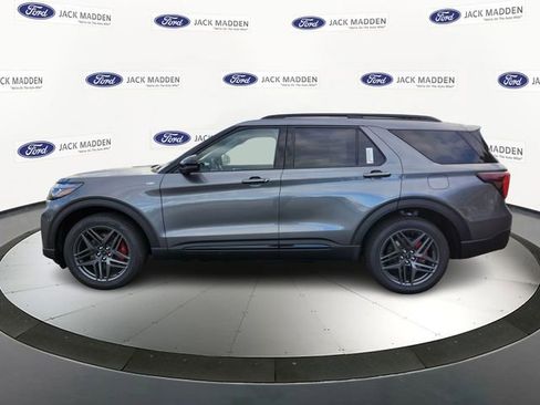 New 2026 Ford Explorer ST-Line w/ ST-Line Street Pack image 2