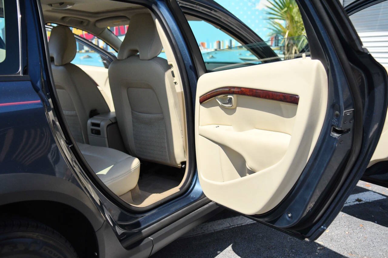 Used 2008 Volvo XC70 3.2 AWD/4WD image 35