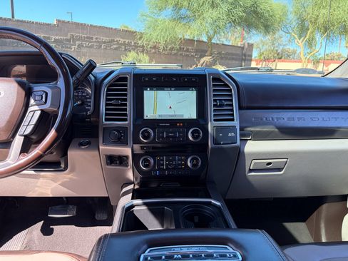Used 2018 Ford F350 Limited AWD/4WD image 9
