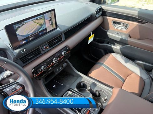 New 2026 Honda Pilot TrailSport image 13