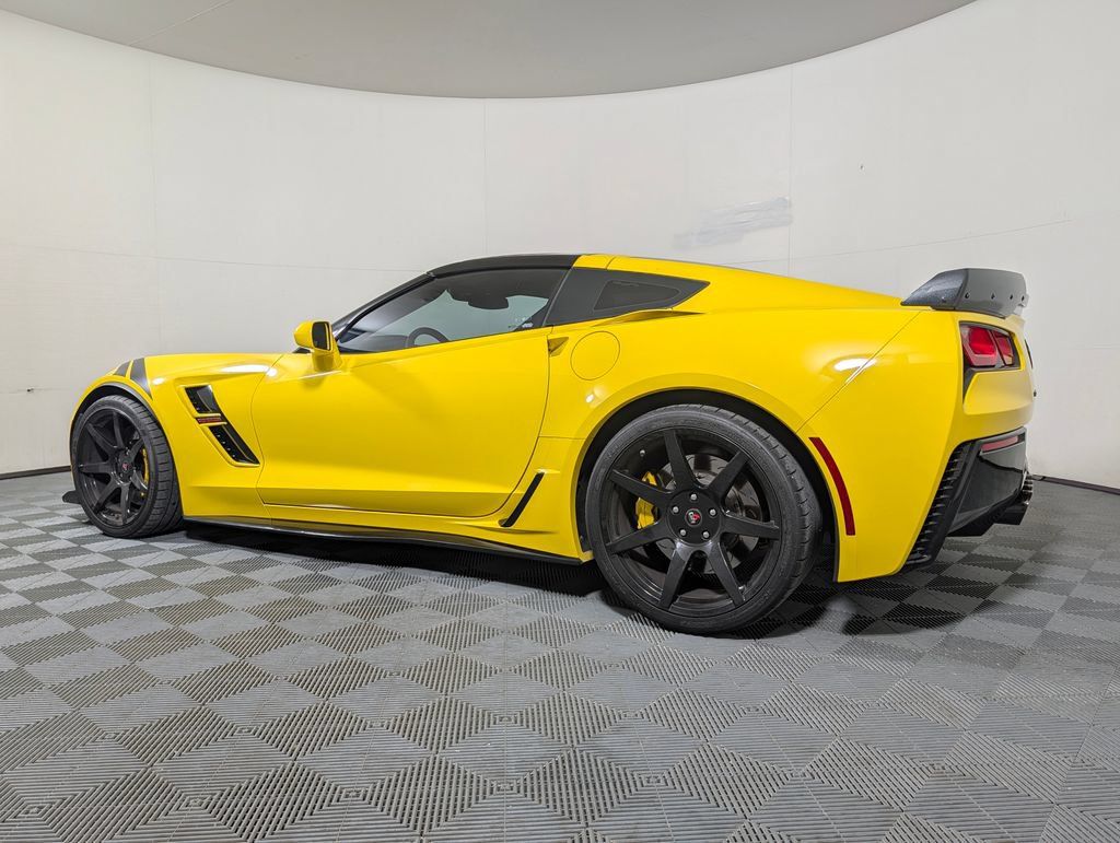 Used 2019 Chevrolet Corvette Grand Sport RWD image 5
