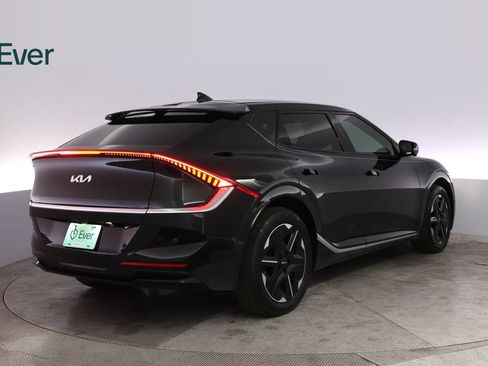 Used 2025 Kia EV6 Wind RWD image 3