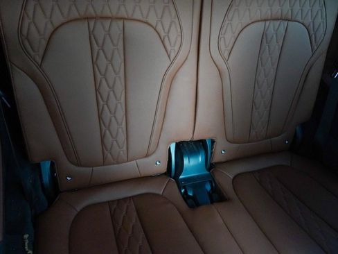 Used 2024 BMW X7 M60i w/ Executive Package AWD/4WD image 33