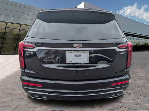 New 2025 Cadillac XT6 Premium Luxury image 3
