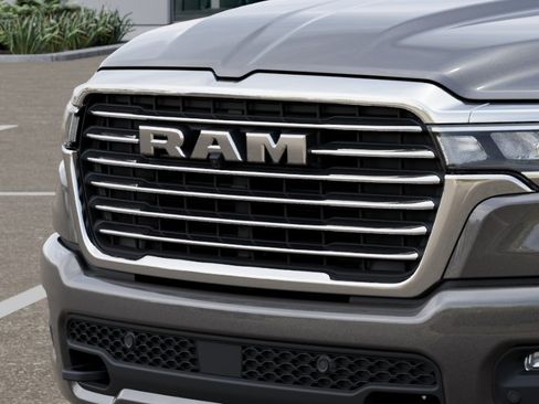 New 2026 RAM 1500 Laramie AWD/4WD image 37
