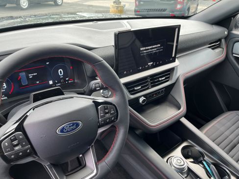 New 2026 Ford Explorer ST-Line AWD/4WD image 8