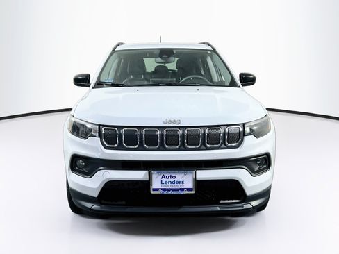 Used 2022 Jeep Compass Latitude AWD/4WD image 2