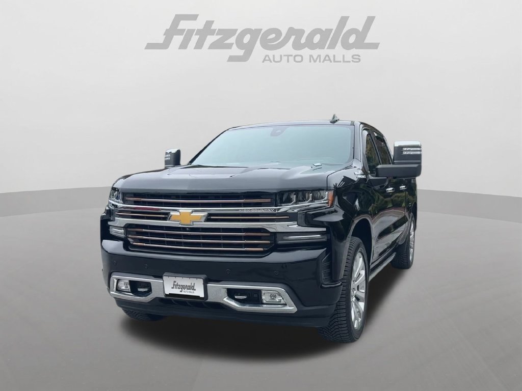 Used 2020 Chevrolet Silverado 1500 High Country w/ Technology Package AWD/4WD image 3