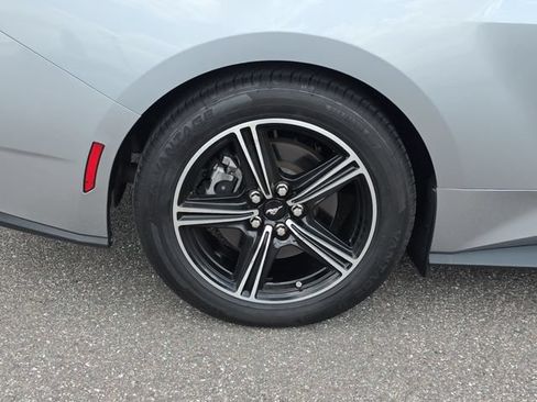 Used 2024 Ford Mustang Premium RWD image 5