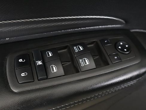 Used 2022 Dodge Durango GT image 41