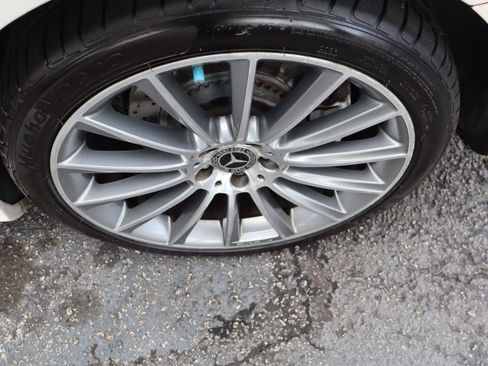 Used 2016 Mercedes-Benz S 550 Sedan image 33